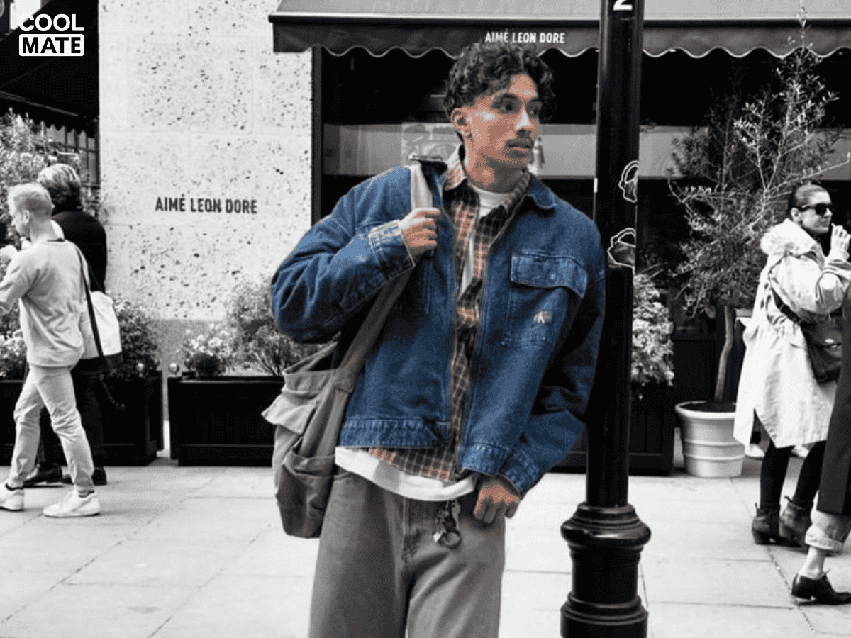 Kiểu dáng áo jacket nam đơn giản nhưng linh hoạt giúp áo dễ phối đồ và phù hợp với nhiều dịp khác 
