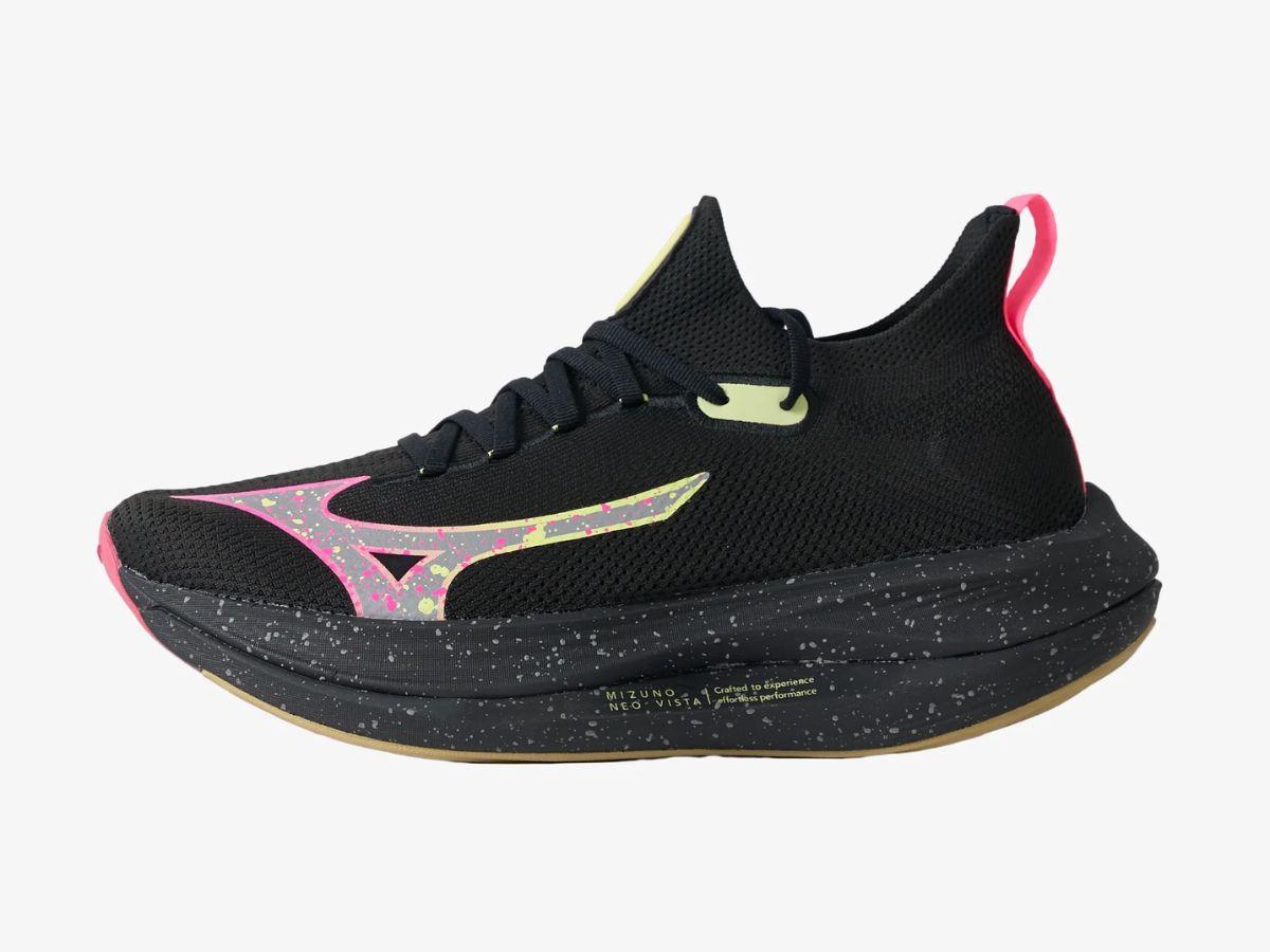 Giày chạy bộ Mizuno công nghệ tiên tiến, bền đẹp