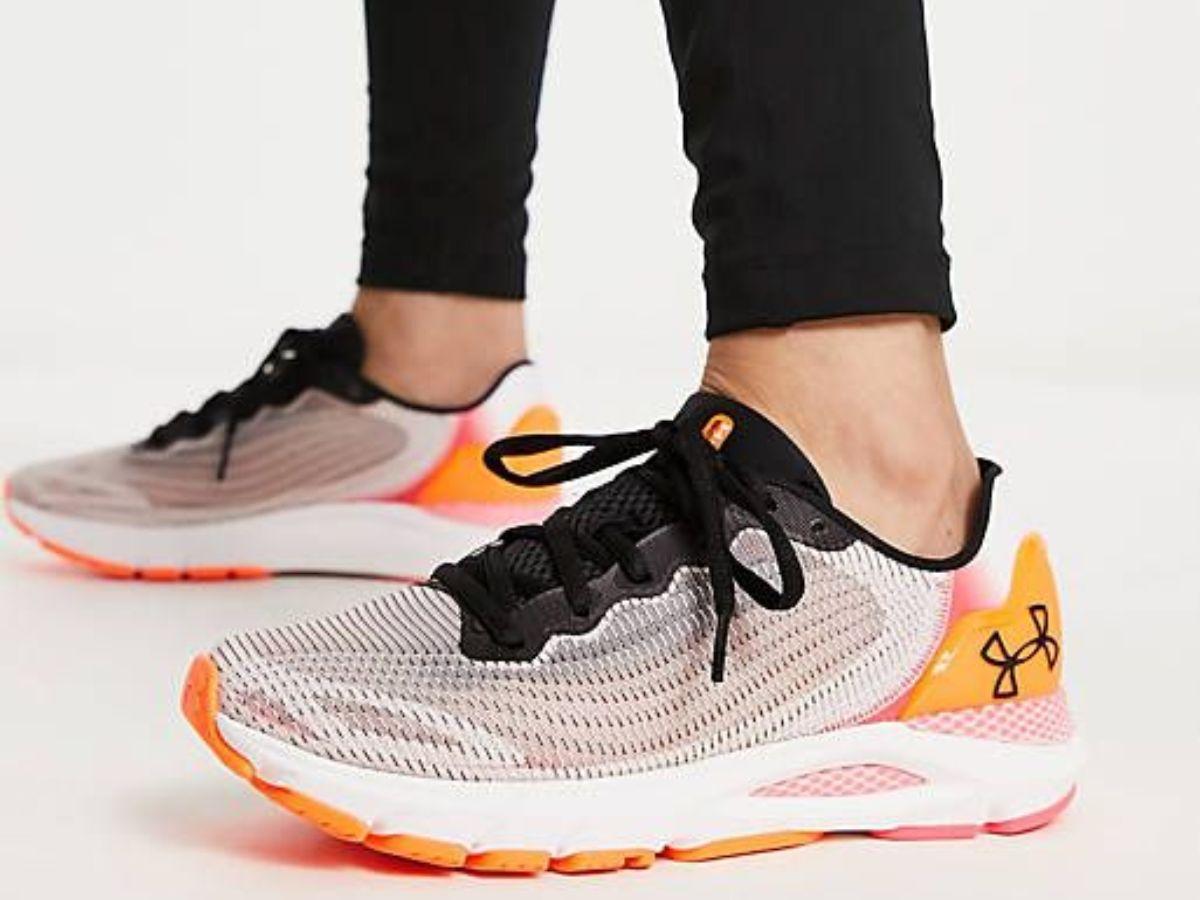 Under Armour, giày chạy bộ với thiết kế vượt trội