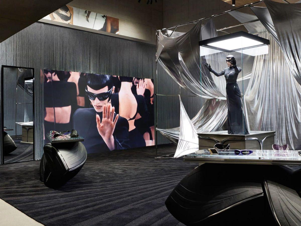 Làm mới sản phẩm theo hơi thở đương đại với Gentle Monster và Mugler