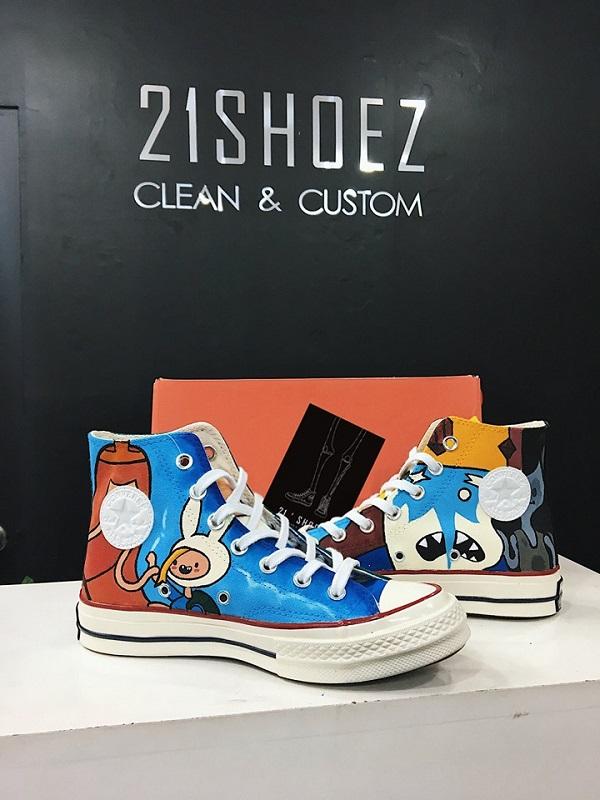 Mẫu giày Converse custom họa tiết Adventure Time