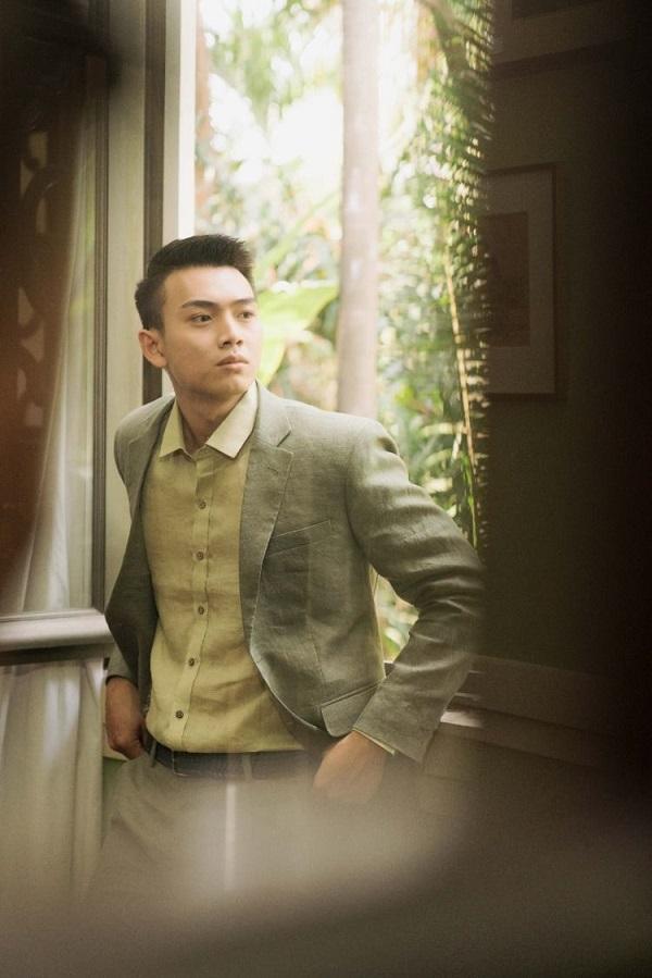 Vest Nguyễn là shop thời trang chuyên kinh doanh các mẫu suit sang trọng