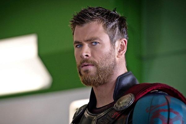 chris-hemsworth-dien-vien-thor-than-sam-marvel-la-ai