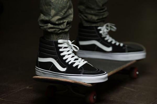 Giày Vans auth là gì