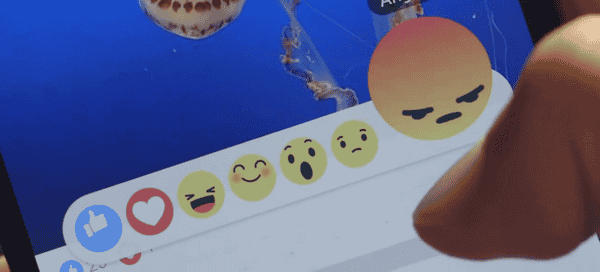 Hãy lưu ý lựa chọn biểu cảm phù hợp với từng post đấy!