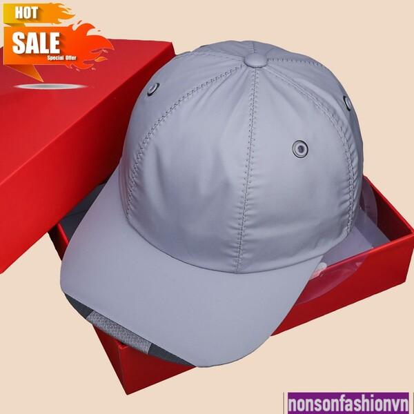 Các sản phẩm mũ tại Nón Sơn đều được chỉn chu, kỹ lưỡng từ công đoạn gia công cho đến tận tay mỗi khách hàng