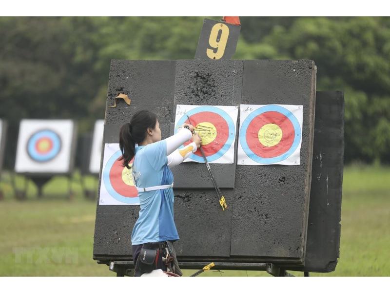 Sân tập tại đây được thiết kế ngoài trời, với không gian rộng rãi và thoải mái để luyện tập