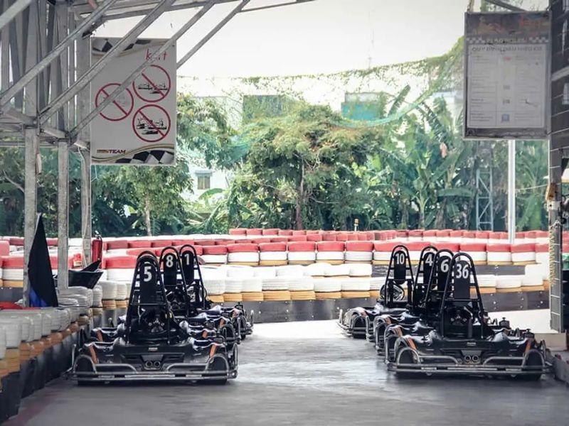 Chi phí đua xe và các dịch vụ đi kèm tại Kart 1