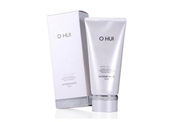 Sữa rửa mặt tốt nhất hiện nay đến từ Ohui vẫn mang phong cách thanh lịch, sang trọng