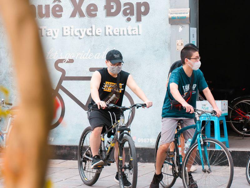 Trang phục đạp xe Hồ Tây của nam
