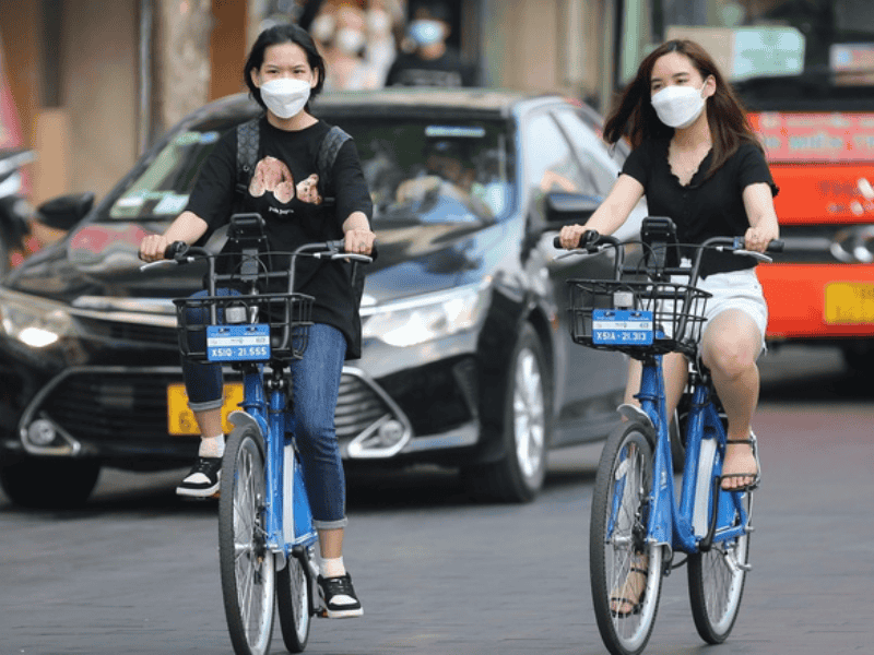 Khách hàng trải nghiệm xe đạp tại Thế giới đạp xe