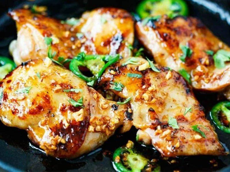 Ức gà chiên nước mắm đậm đà hương vị