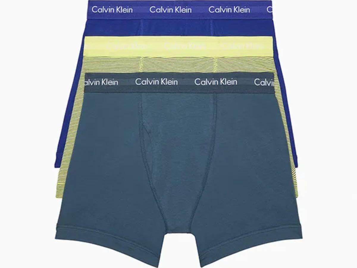 Quần lót nam Calvin Klein Boxer Brief có thiết kế theo dạng quần đùi 