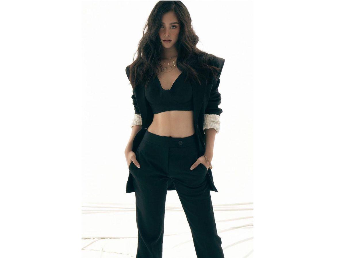 Áo Bra Croptop Và Vest Oversized