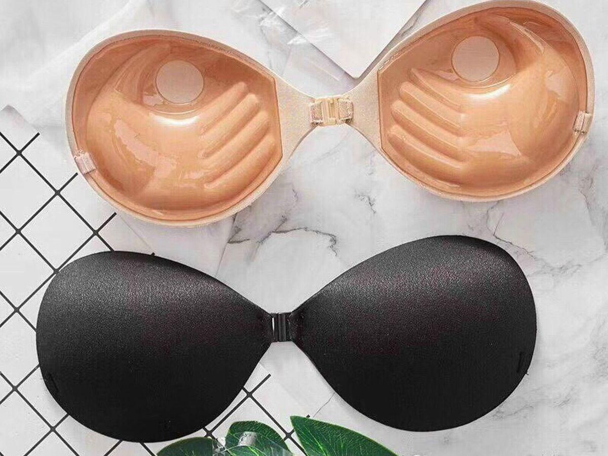 Bra dán là lựa chọn tối ưu cho những chiếc đầm hở lưng hoặc khoét sâu táo bạo