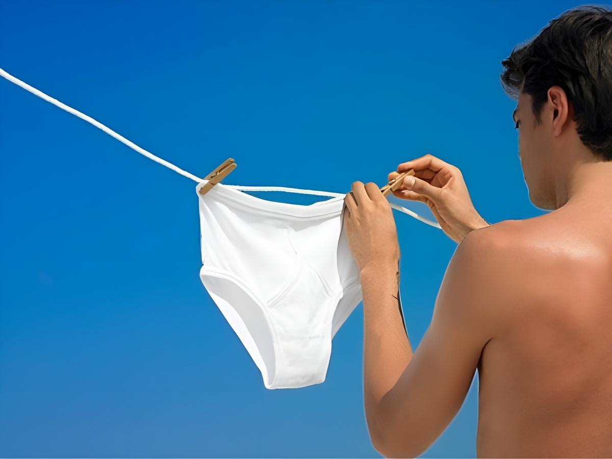 Bao lâu nên giặt và gấp quần lót một lần?