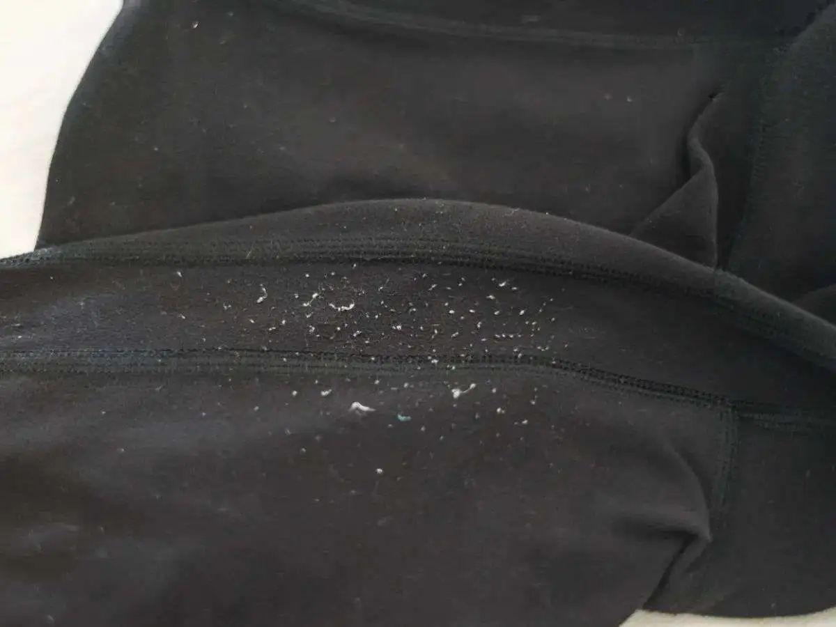 Quần legging bị xù lông