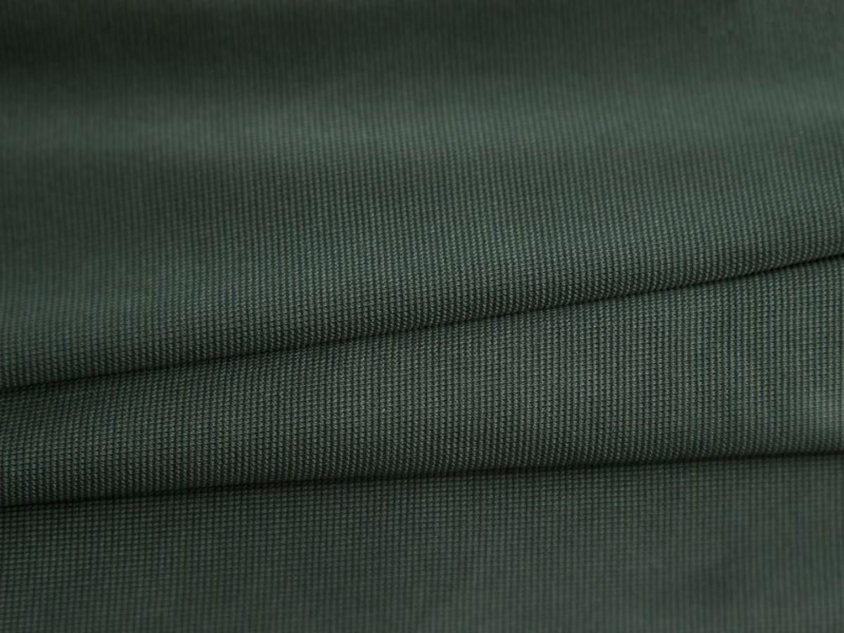 Cận cảnh chất liệu vải CoolFlex và Ribbed của Coolmate