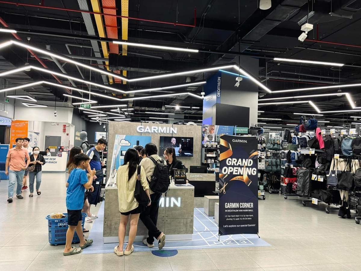 Decathlon Vạn Hạnh Mall