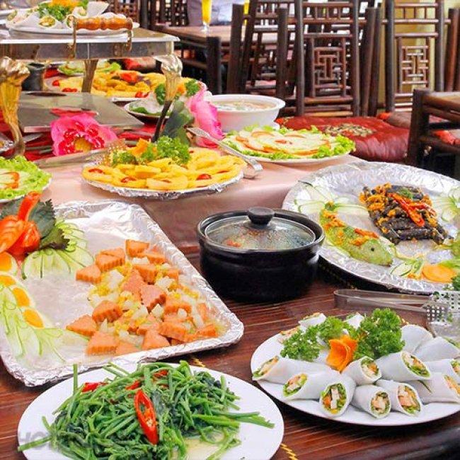 Món ăn chay tại nhà hàng Nhân Tình Đề Tâm