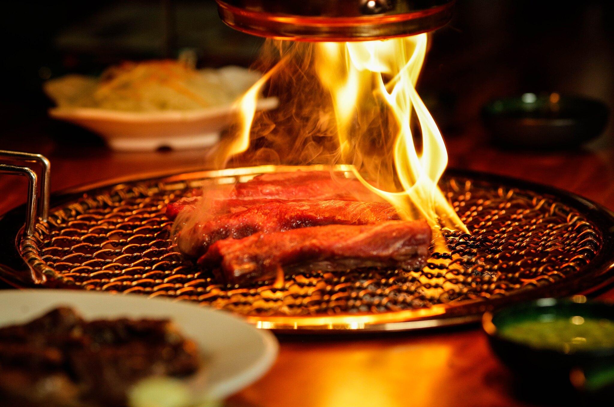 Thịt bò nướng tại Mr. Big Beef