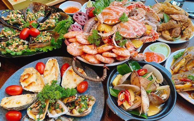 Hải sản tươi ngon tại Bay Seafood Buffet