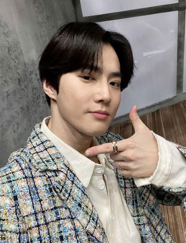 Selfie cho mặt vuông