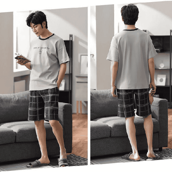 Áo thun và quần short caro ấn tượng cho mọi chàng trai