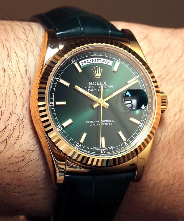 dong-ho-rolex-day-da-nam-dep