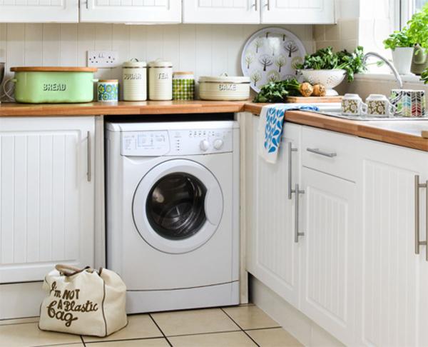 Máy giặt lồng ngang có thiết kế lồng giặt nằm ngang có thể thấy được từ cửa trước