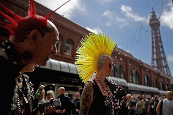nen-van-hoa-punk