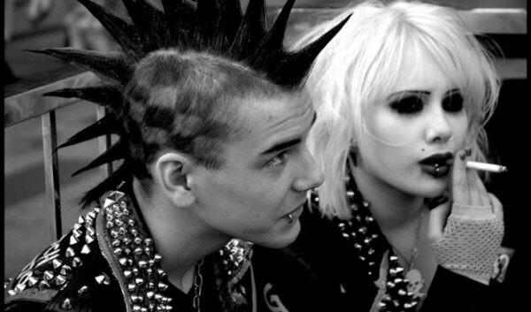 phong-cach-thoi-trang-punk-rock
