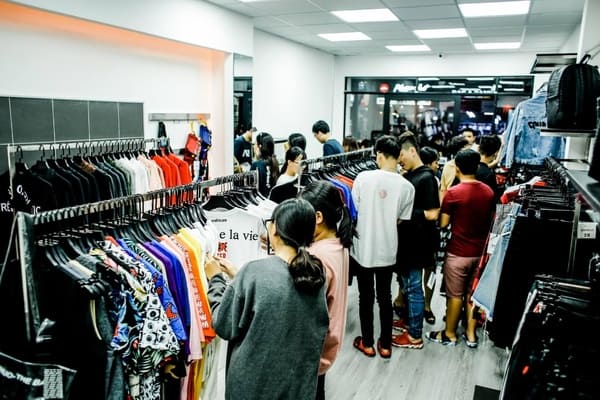 shop-ao-oversize-nam-tren-shopee
