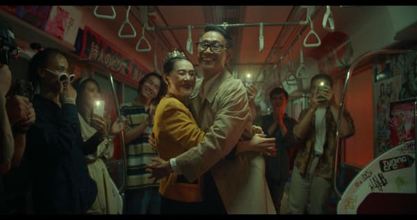 Ông chú Polo xuất hiện trong MV Don't break my heart của Binz.
