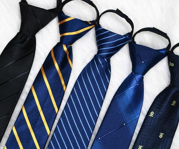 Cà vạt - phụ kiện không thể thiếu của vest nam