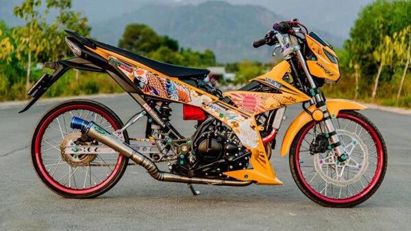 Xe Drag với họa tiết cá chép và rồng