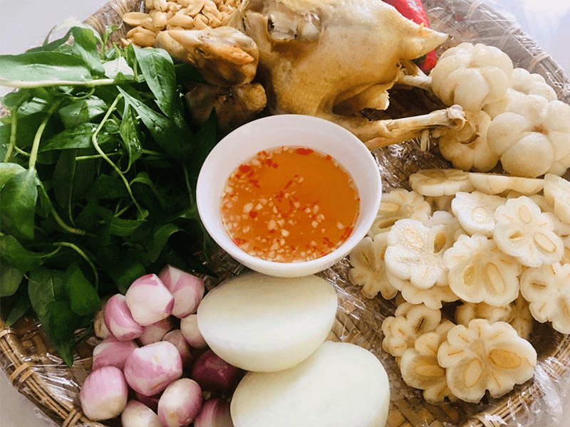 Cách làm gỏi gà măng cụt độc đáo ngon miễn chê