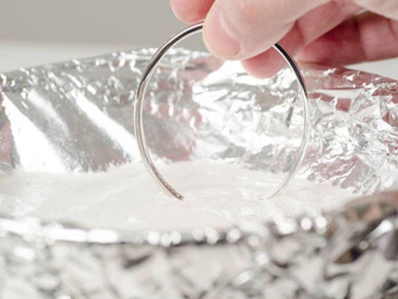 cách làm sáng bạc đơn giản tại nhà