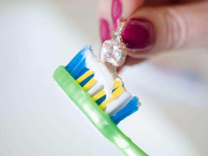 cách làm sáng bạc hiệu quả