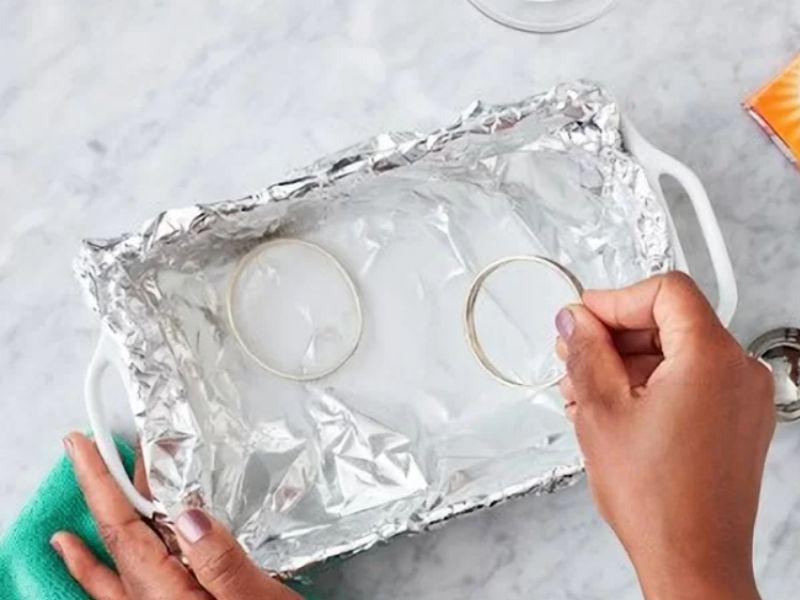 cách làm sáng bạc tại nhà