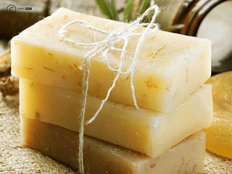 cách bảo quản thắt lưng da bằng xà phòng
