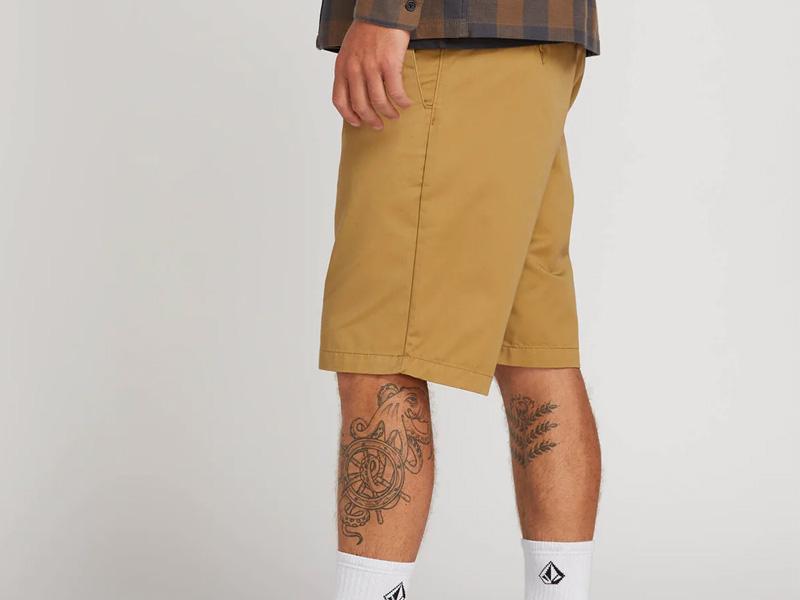 Quần short nam ống dài Volcom