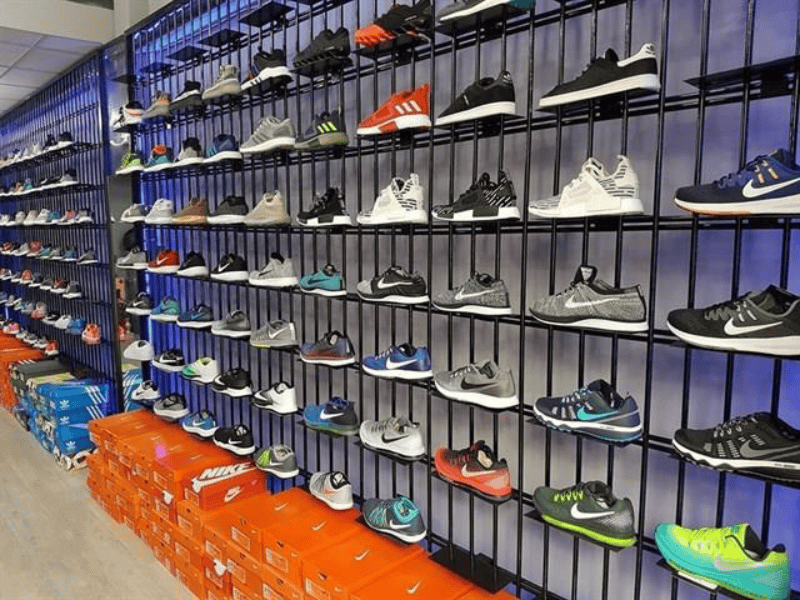 shop-giay-sneaker-tphcm