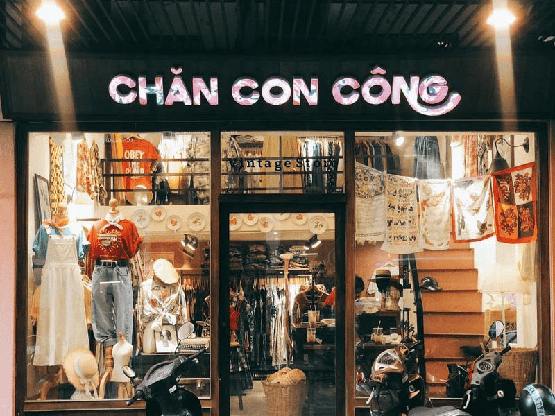 Chăn Con Công - Cửa hàng đồ secondhand mang phong cách hoài cổ tại Hà Nội