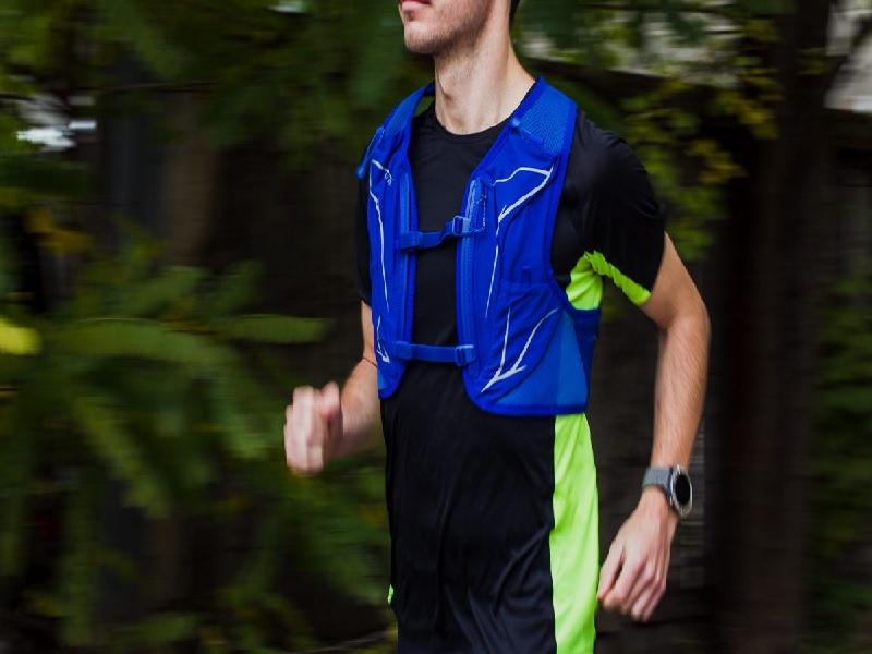 Vest chạy trail Osprey Duro
