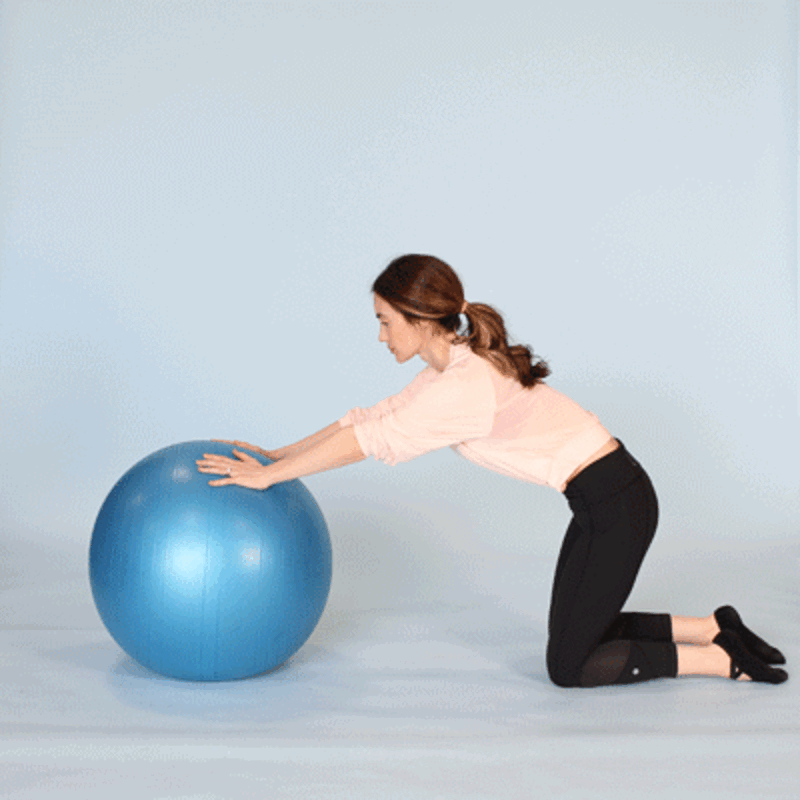 Chi tiết động tác Lat stretch