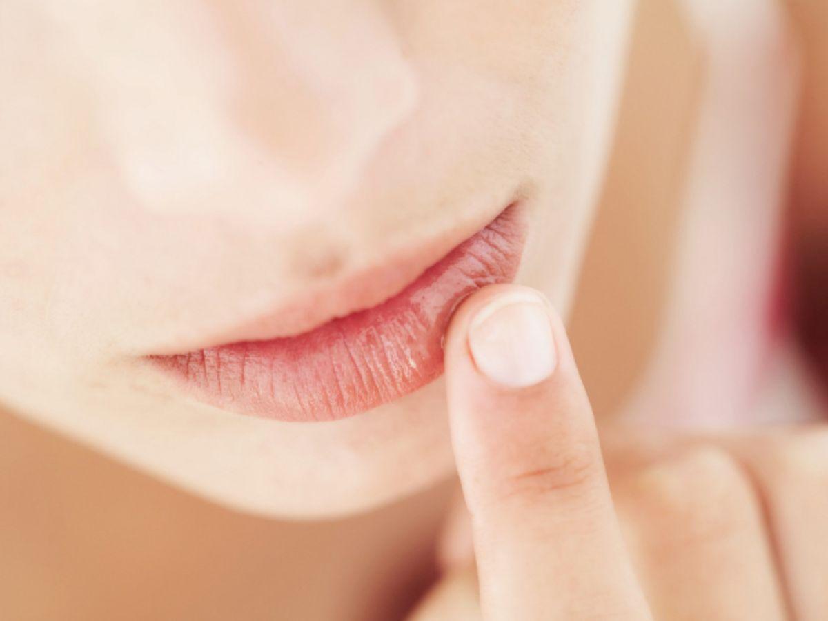 Chăm sóc môi là nền tảng cho đôi môi hồng hào tự nhiên