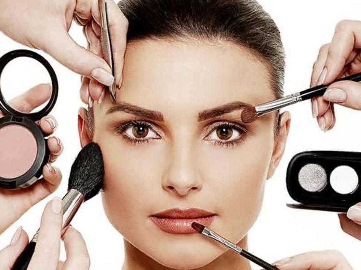 Khi nào trang điểm nhiều có thể hại làn da bạn?