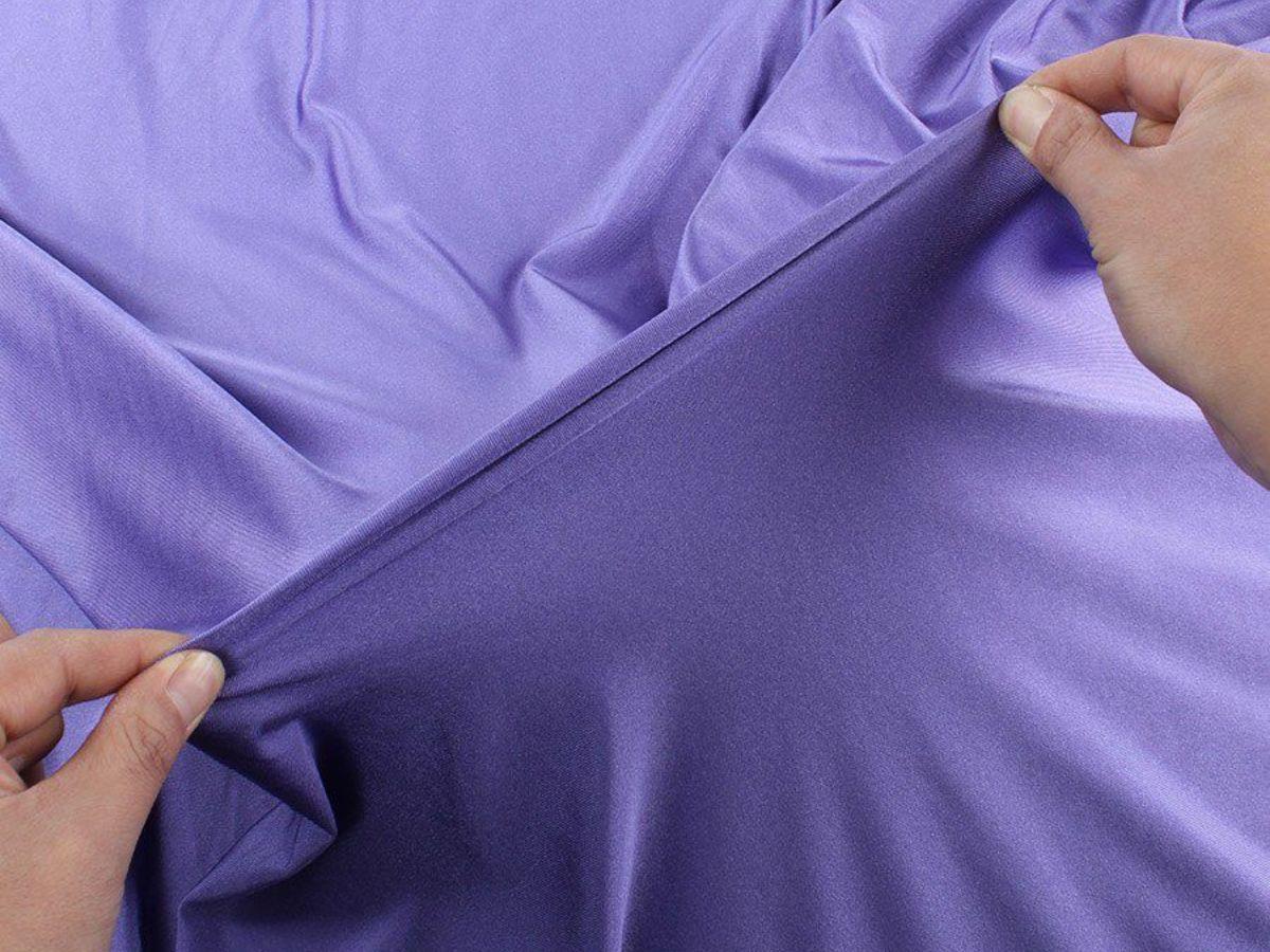 Độ co giãn giúp áo mặc thoải mái hơn