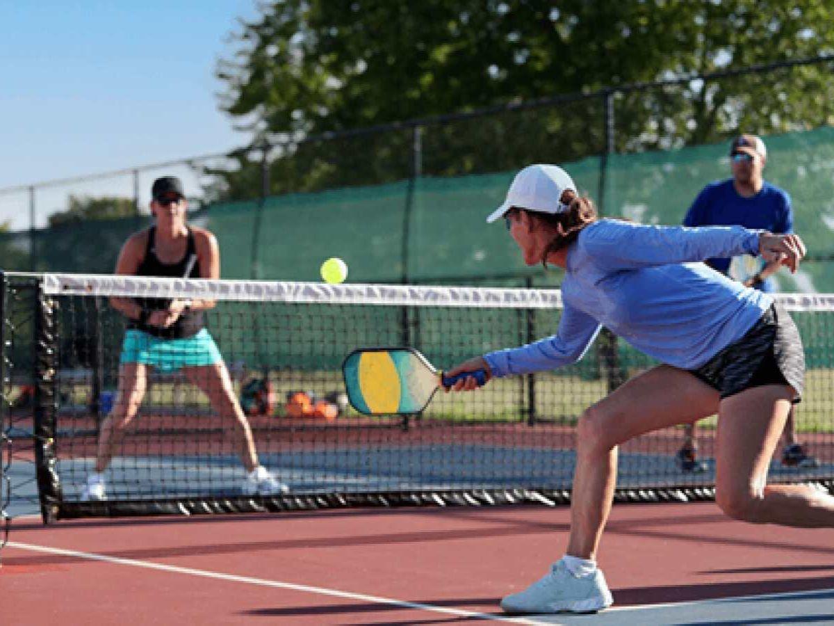 Nếu đồng đội của bạn phạm lỗi volley trong Bếp, thì cả đội của bạn đều bị tính lỗi và mất điểm